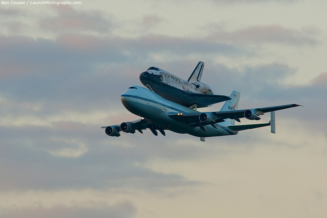 Discovery_Smithsonian_VAB_8