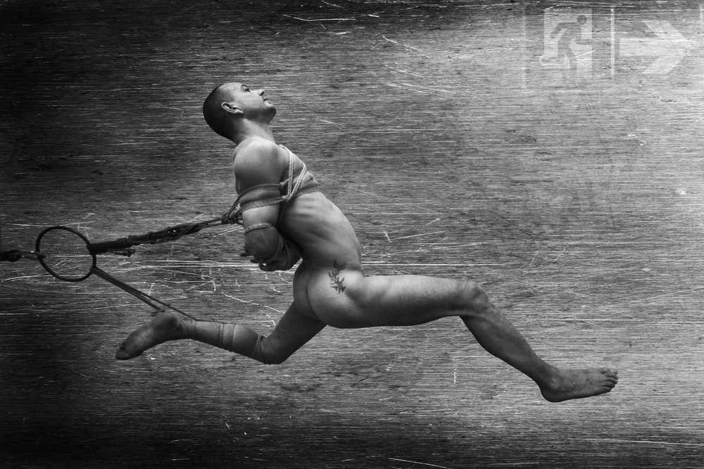 Fotografías bondage de Tom Ray