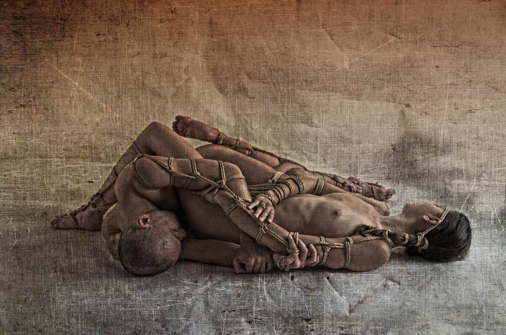Fotografías bondage de Tom Ray
