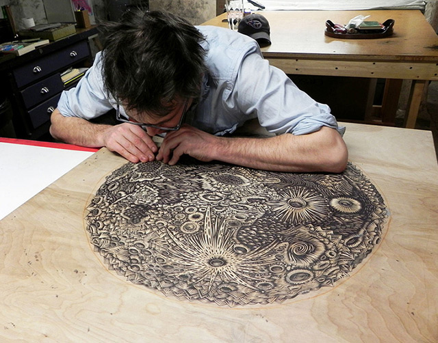 moon-carve