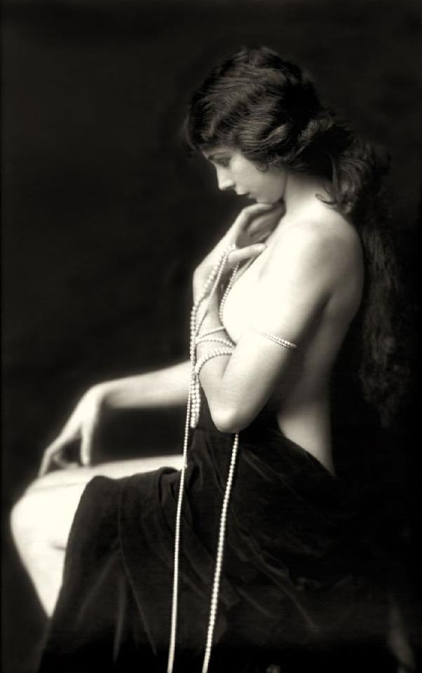 Alfred Cheney Johnston Ziegfeld Follies vintage13