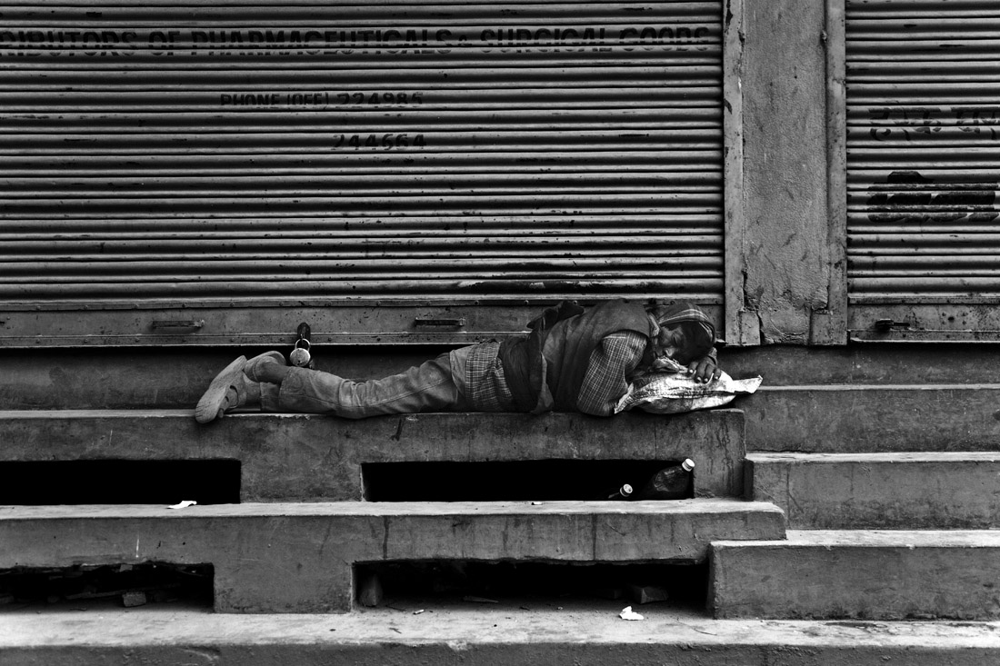 KTM Chhetrapati Chowk durmiendo