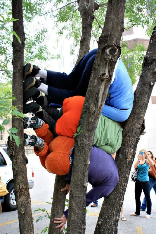 Willi Dorner, Bodies in Urban Spaces