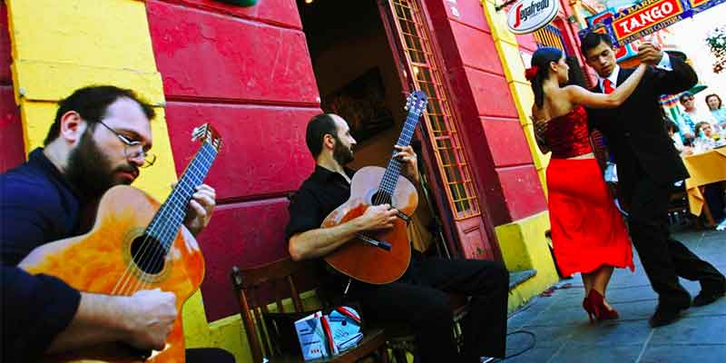 dance-the-night-away-at-he-buenos-aires-world-tango-festival