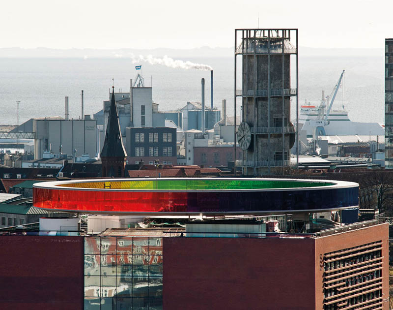 "Your Rainbow Panorama" de Olafur Eliasson