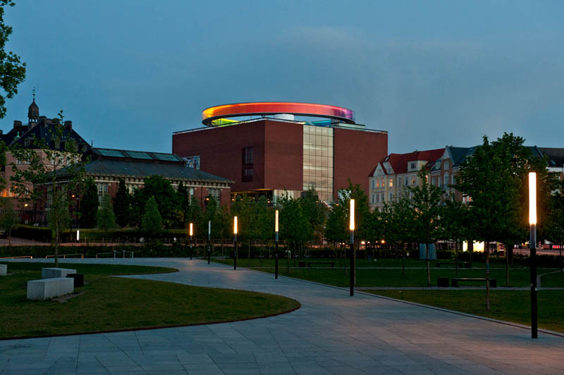 "Your Rainbow Panorama" de Olafur Eliasson
