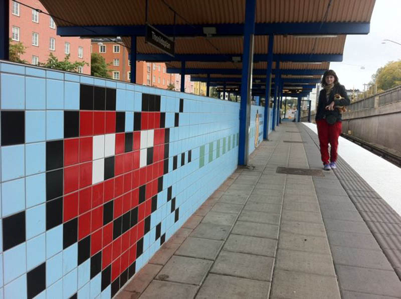 Pintura en el metro de Estocolmo