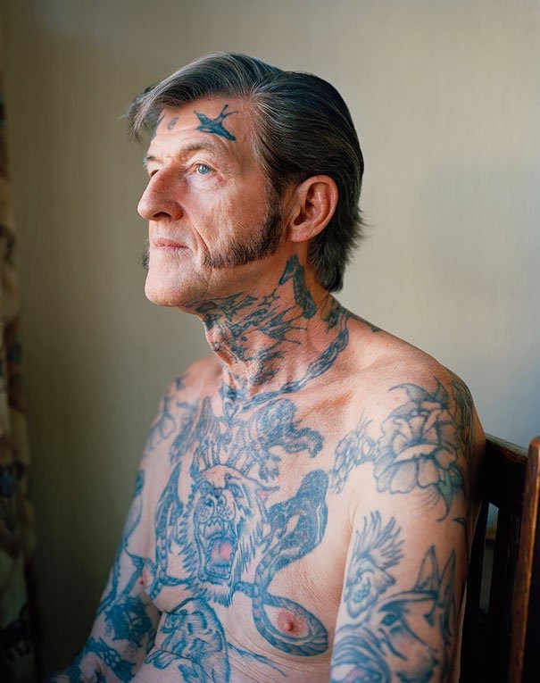 Tattoo tatuaje old people elder Cultura Inquieta10