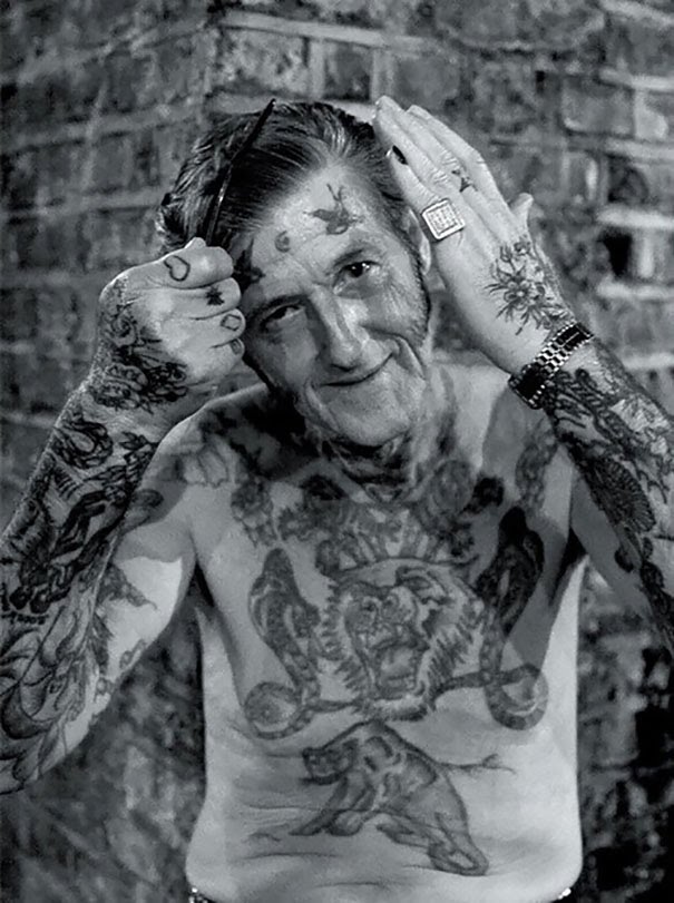 Tattoo tatuaje old people elder Cultura Inquieta11