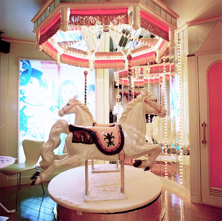 Japan_sex_hotel1