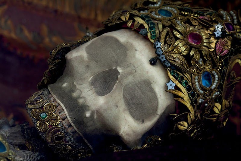 Paul Koudounaris, esqueleto joyas