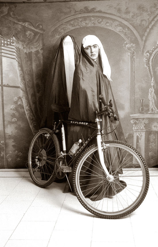 Shadi Ghadirian Qajar9