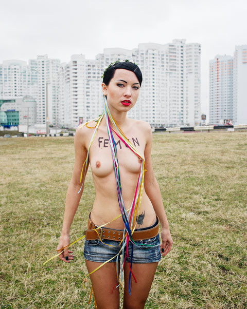 Guillaume Herbaut Femen Activists Cultura Inquieta11