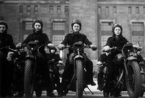 Motorcycles girls motos mujeres11