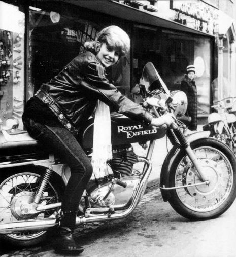 Motorcycles girls motos mujeres17