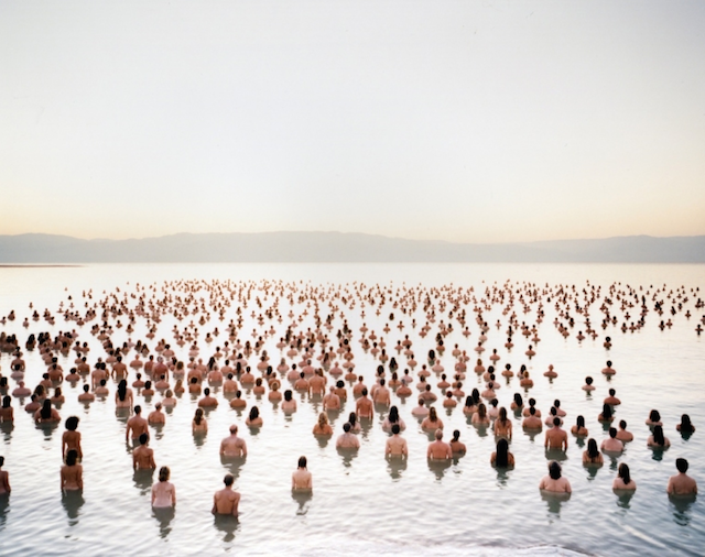 Fotografía de Spencer Tunick en una de sus instalaciones.