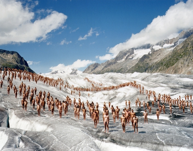 Fotografía de Spencer Tunick en una de sus instalaciones.