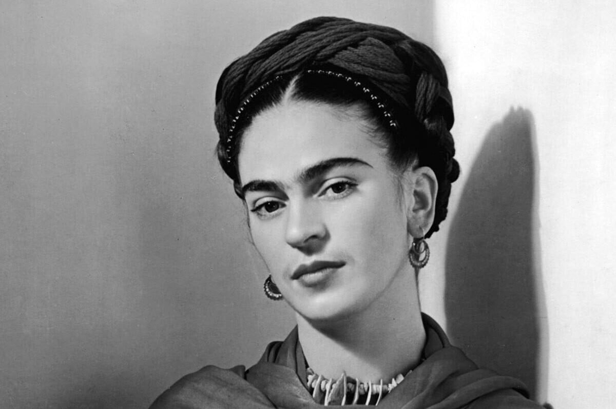 Posado de Frida Kahlo