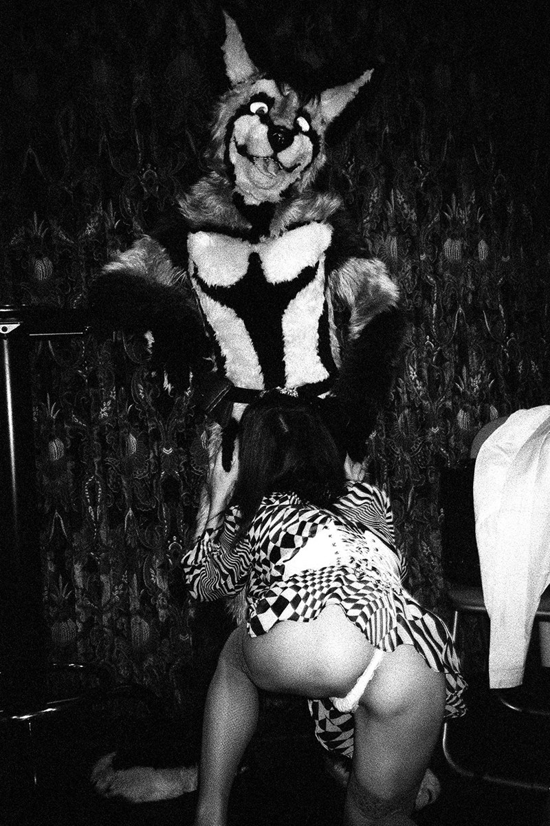 Kinky City Pawel Jaszczuk controvertido14