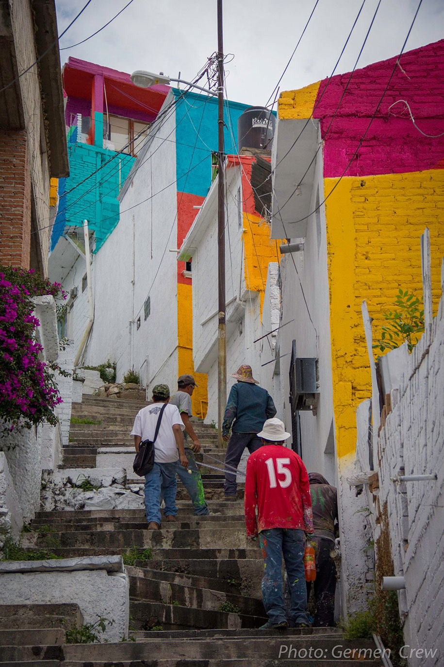 Palmitas Mexico graffiti mural