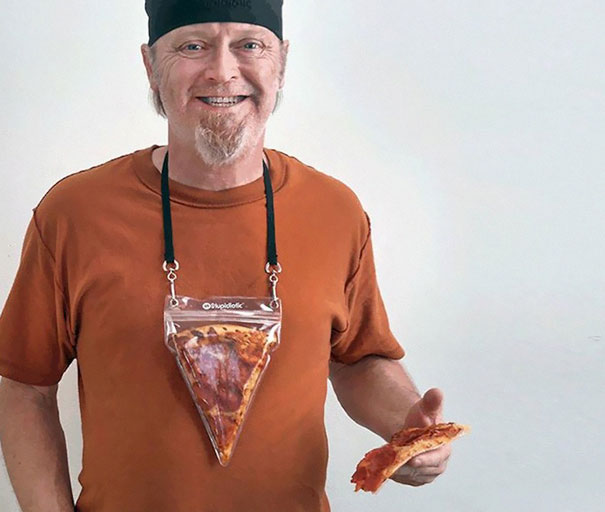 Pizza Pouch necklace collar pizza