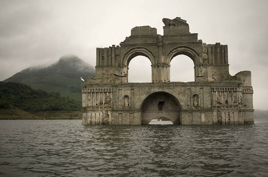 Quechula Temple of Santiago Templo Santiago