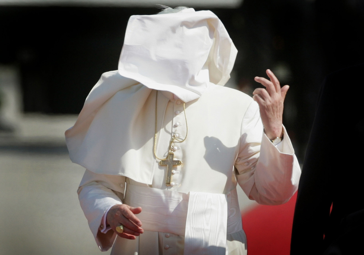 Pope papa wind viento10