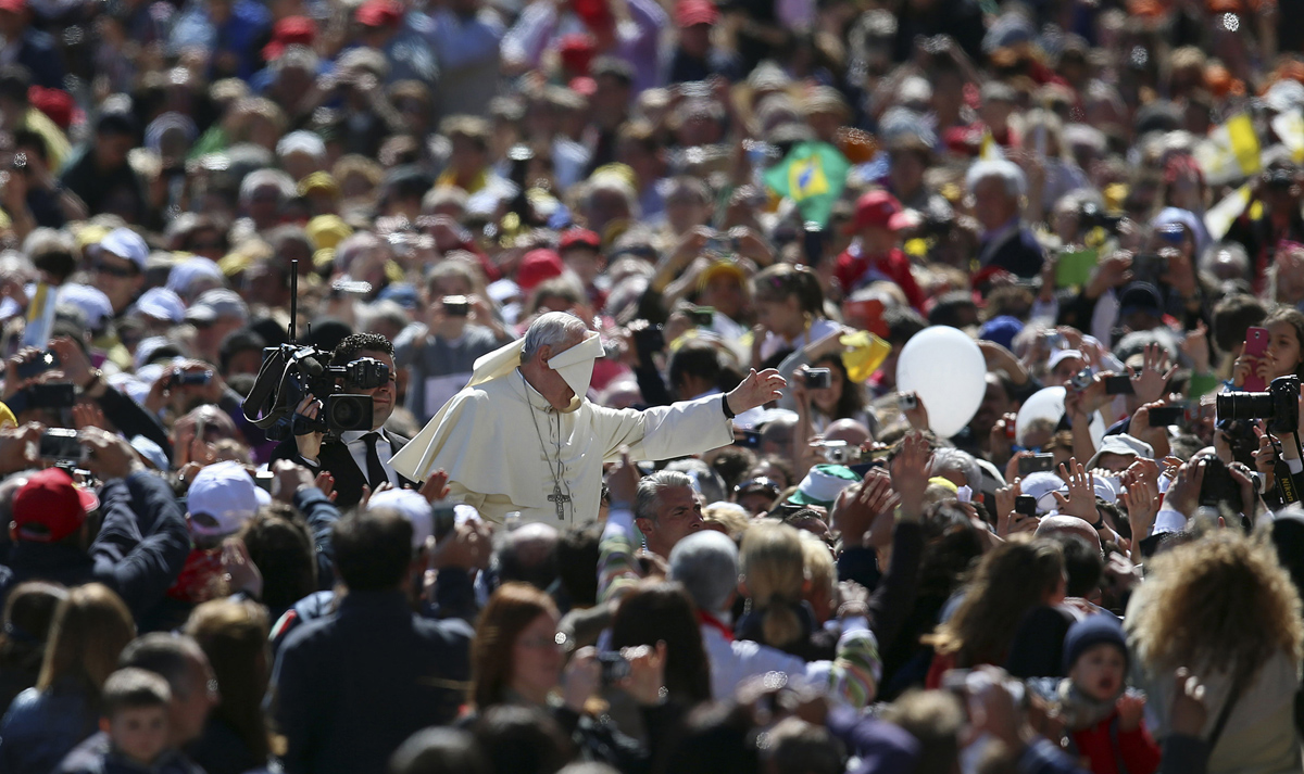 Pope papa wind viento7