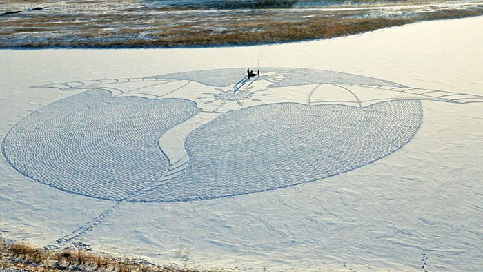 Simon Beck snow dragon Cultura Inquieta