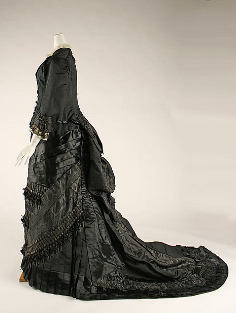 Vestido de luto Mourning Attire