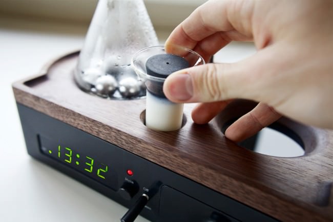Barisieur Josh Renouf despertador alarma cafe alarm clock coffee4