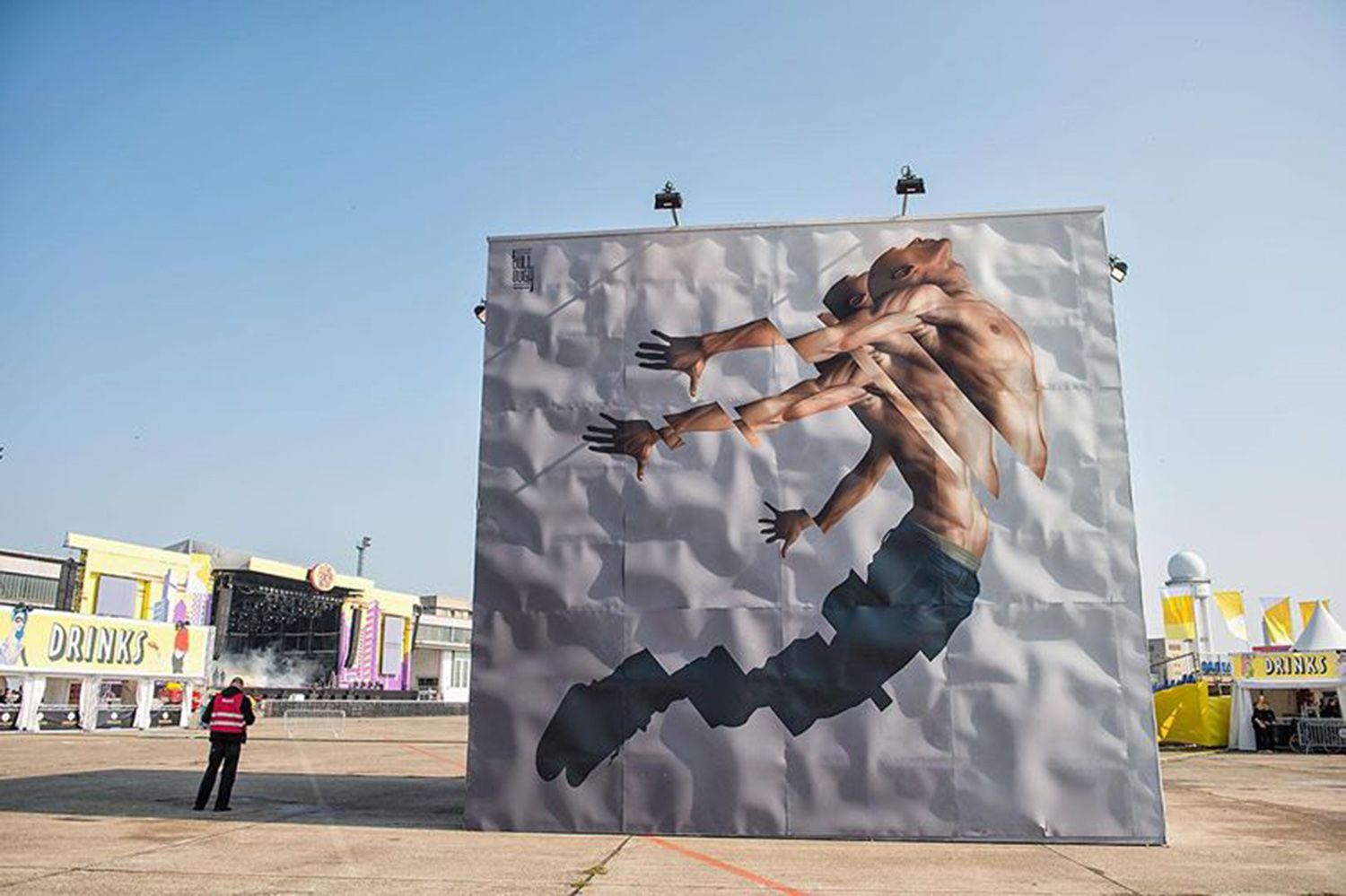 James Bullough street art mural arte urbano5