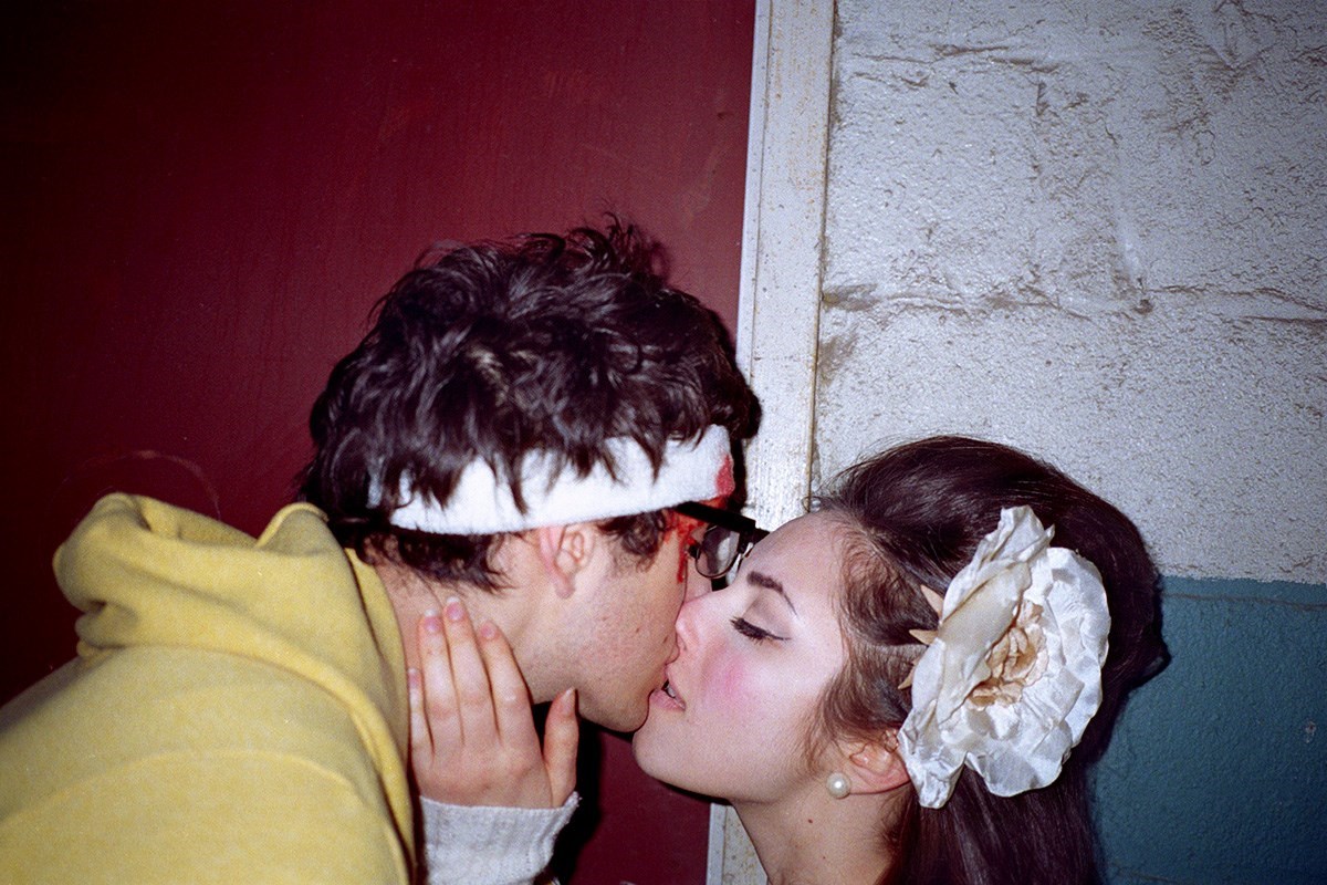 Todd Fisher kiss beso Cultura Inquieta11