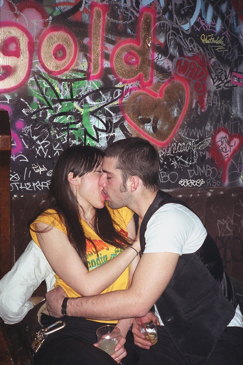 Todd Fisher kiss beso Cultura Inquieta3
