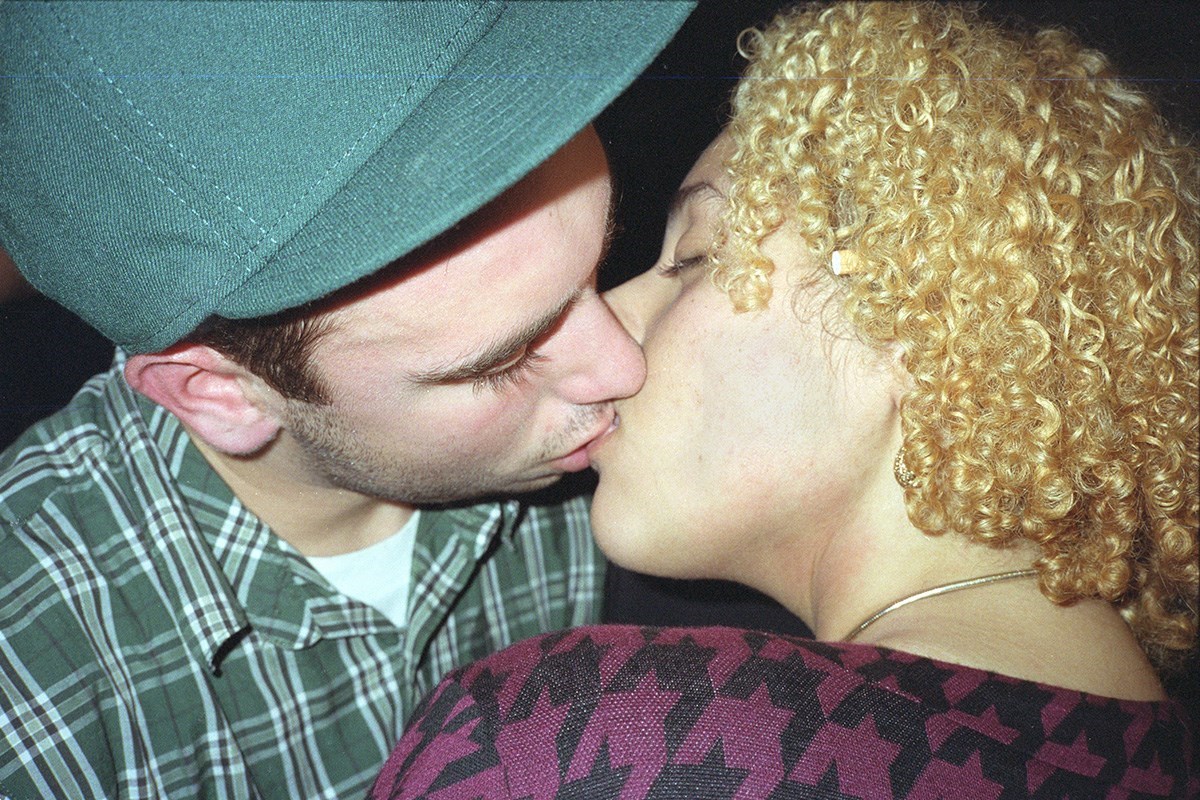 Todd Fisher kiss beso Cultura Inquieta5