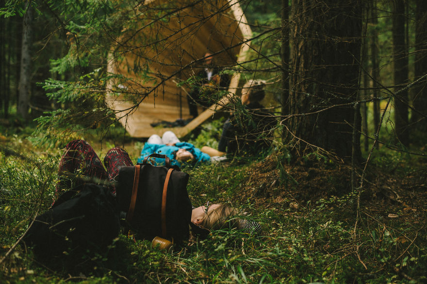 wooden megaphones speakers bosque escuchar altavoces Estonia8