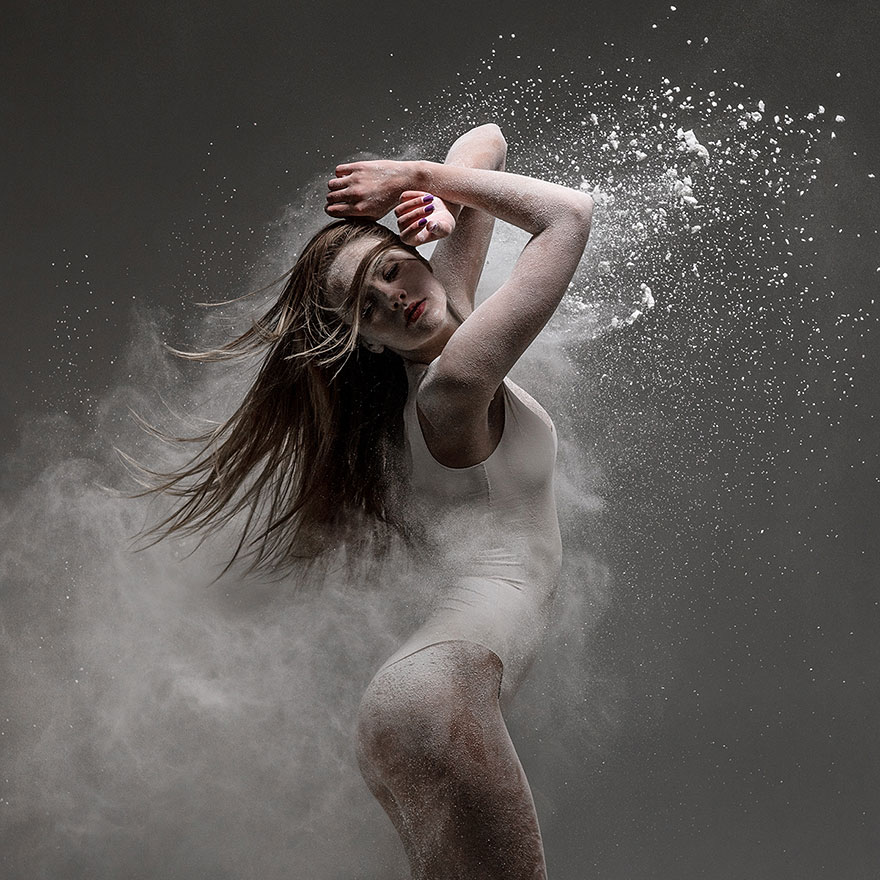 Alexander Yakovlev dancing flour photography