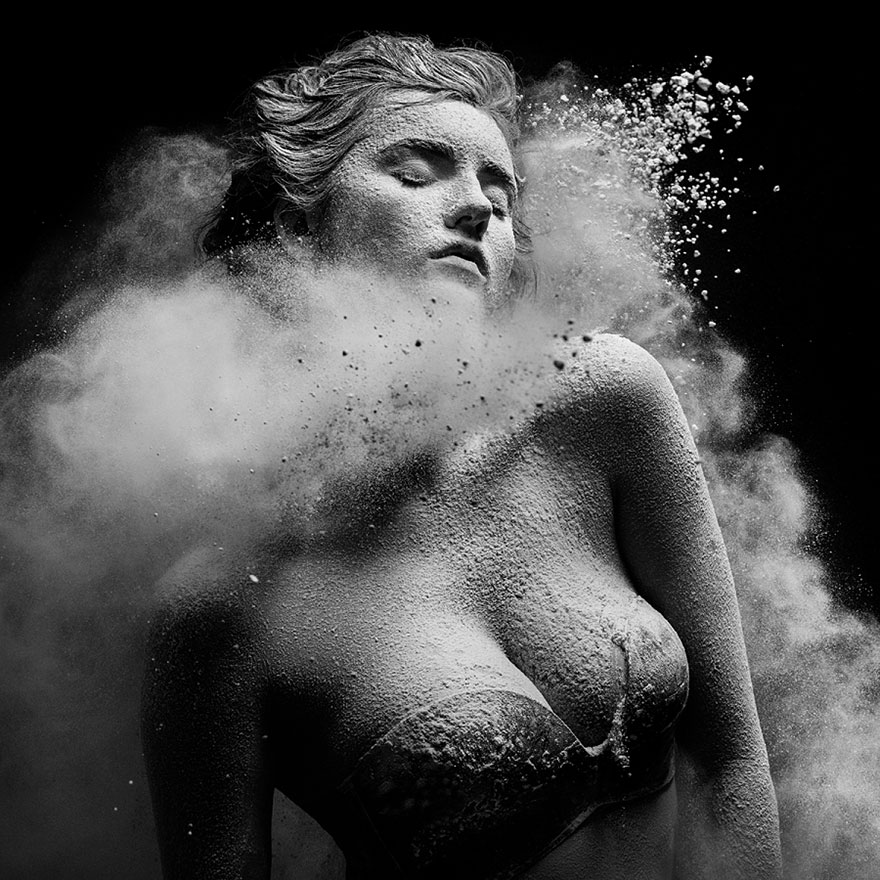 Alexander Yakovlev dancing flour photography5