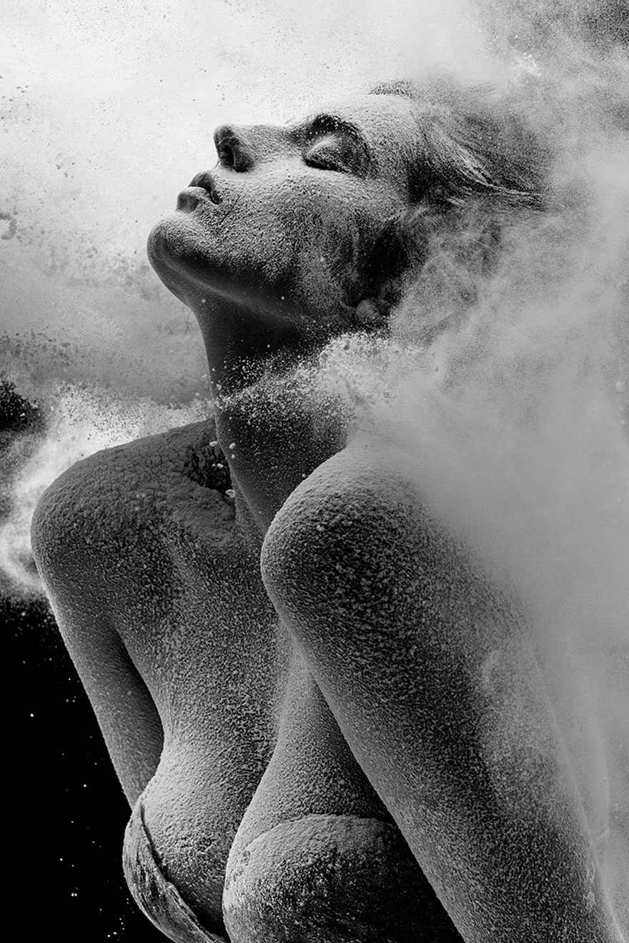 Alexander Yakovlev dancing flour photography8