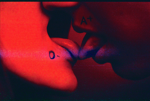 Giulia Bersani kiss blood sangre beso