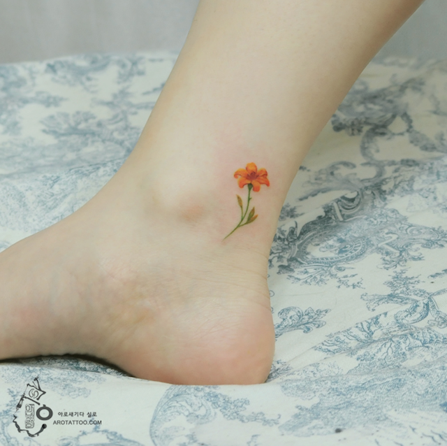 Floral color watercolor Tattoo Aro6