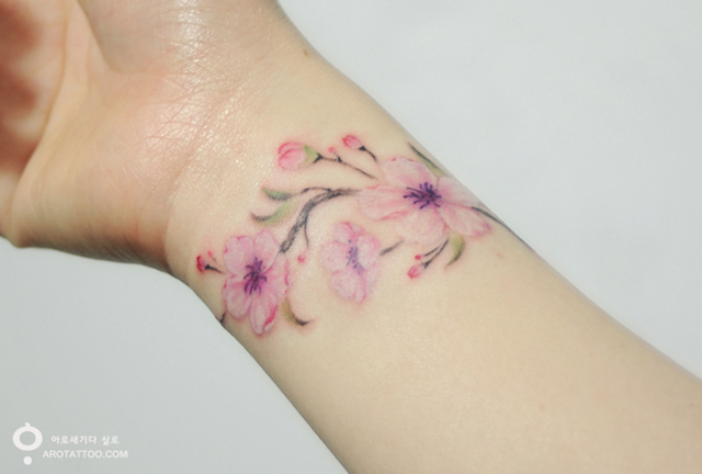 Floral color watercolor Tattoo Aro7