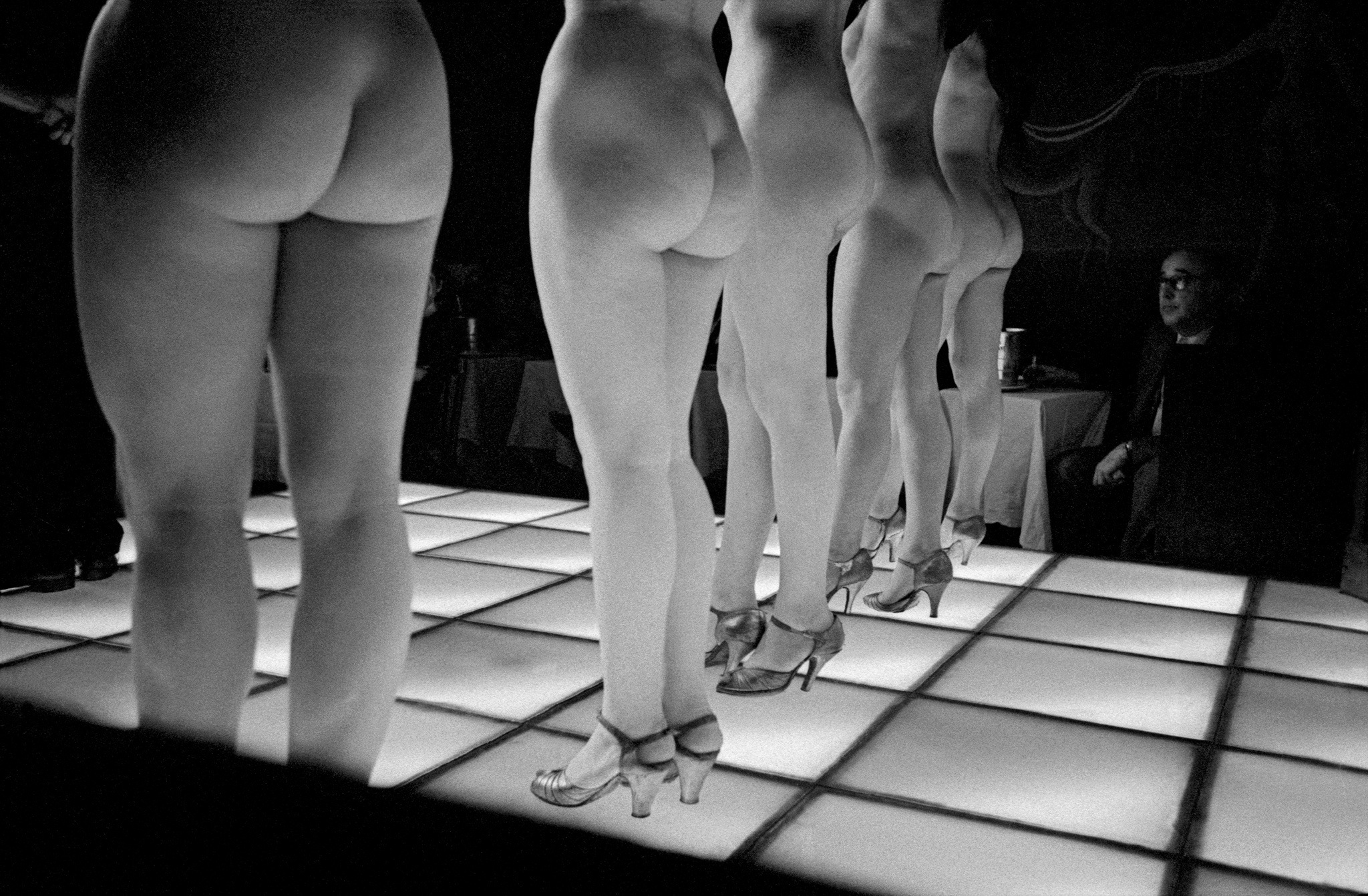 Frank Horvat Le Sphinx Club vintage erotica7