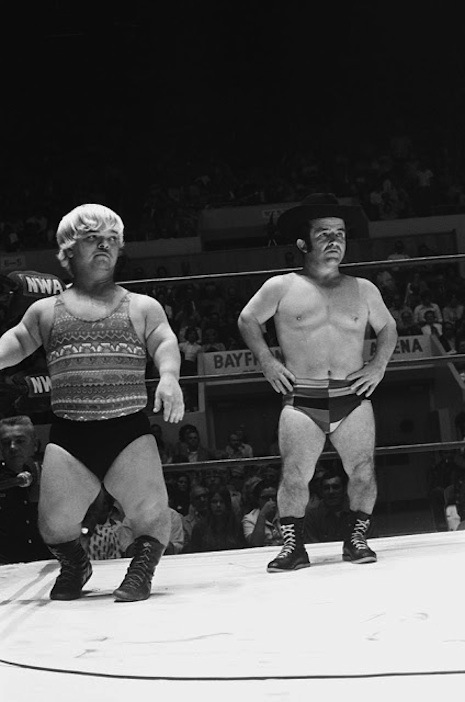 Midget wrestling enano3