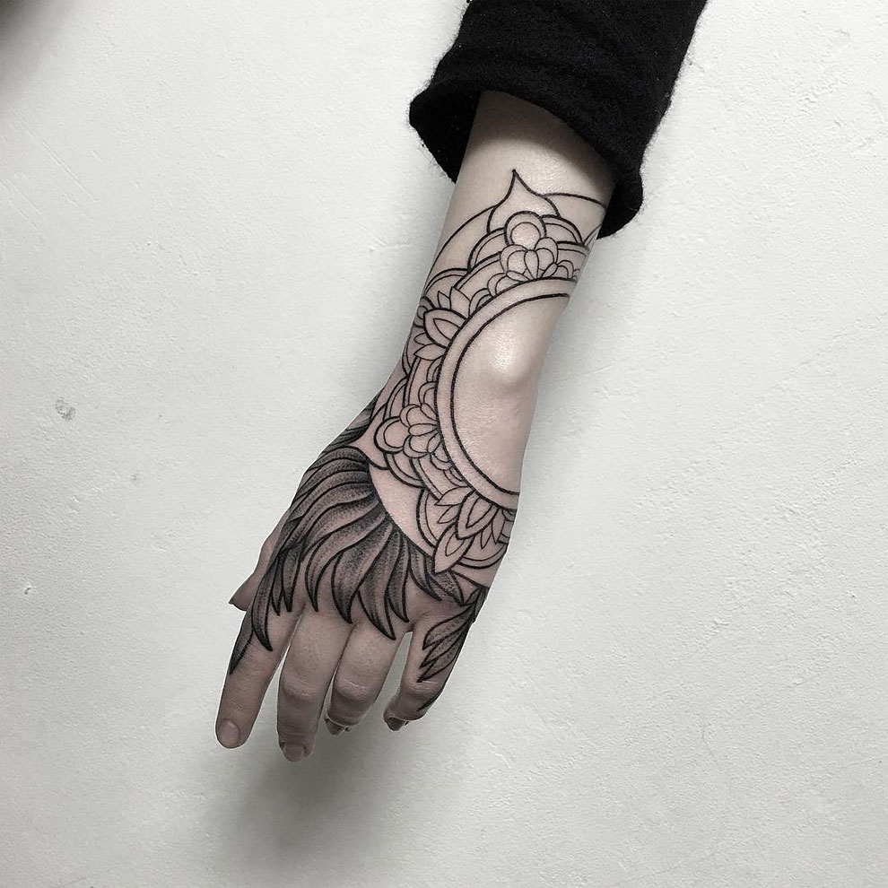 Parvick Faramarz blackwork tattoos12
