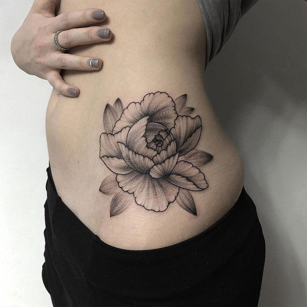 Parvick Faramarz blackwork tattoos16