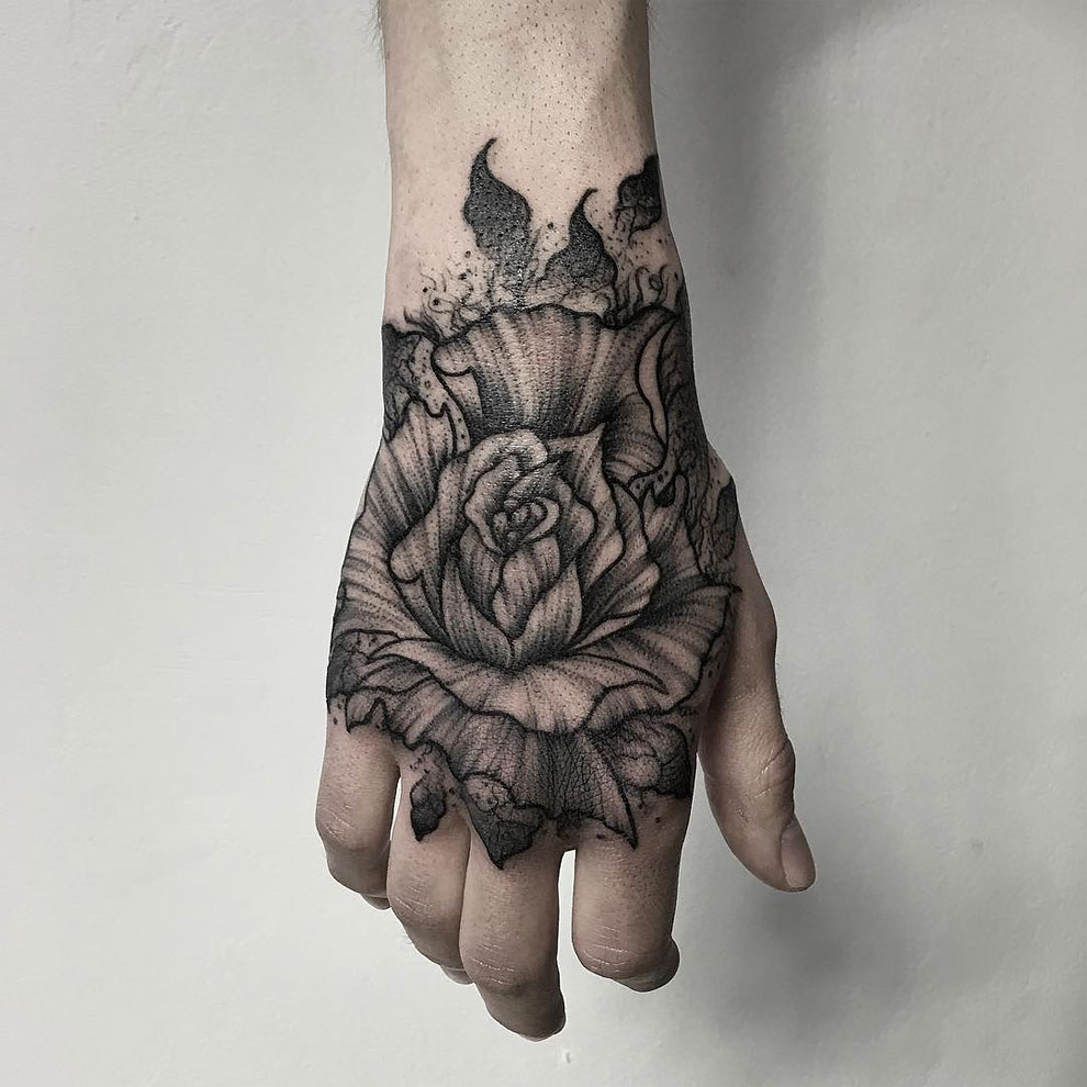 Parvick Faramarz blackwork tattoos17