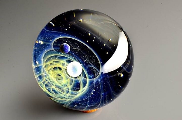 Satoshi Tomizu space glass cosmos planet 11