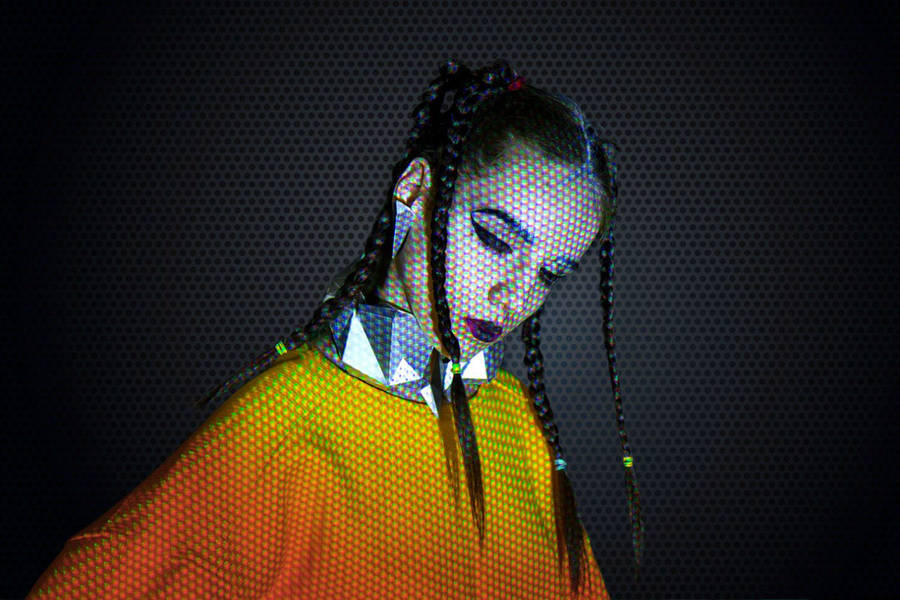 Slava Thisset neon portrait retrato7