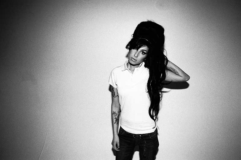 high-hair-1960s-vintage-Amy-Winehouse-23